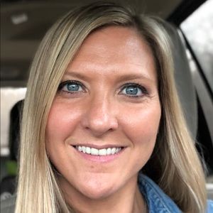 Meet your Posher, Micki